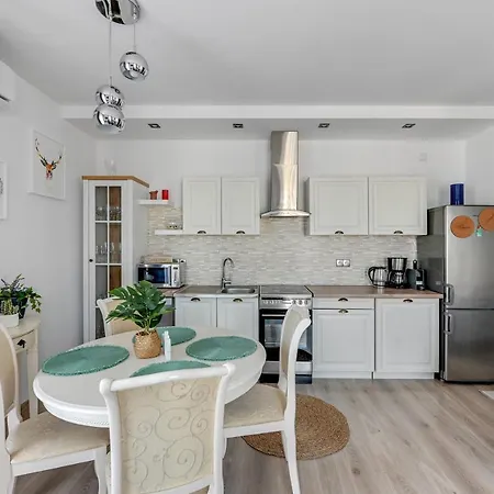 Wave - Cztery Oceany 2 Gdańsk